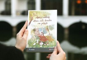 Ngày nắng đem nỗi buồn ra phơi - Thế gian cần sự hiện diện đẹp đẽ của bạn